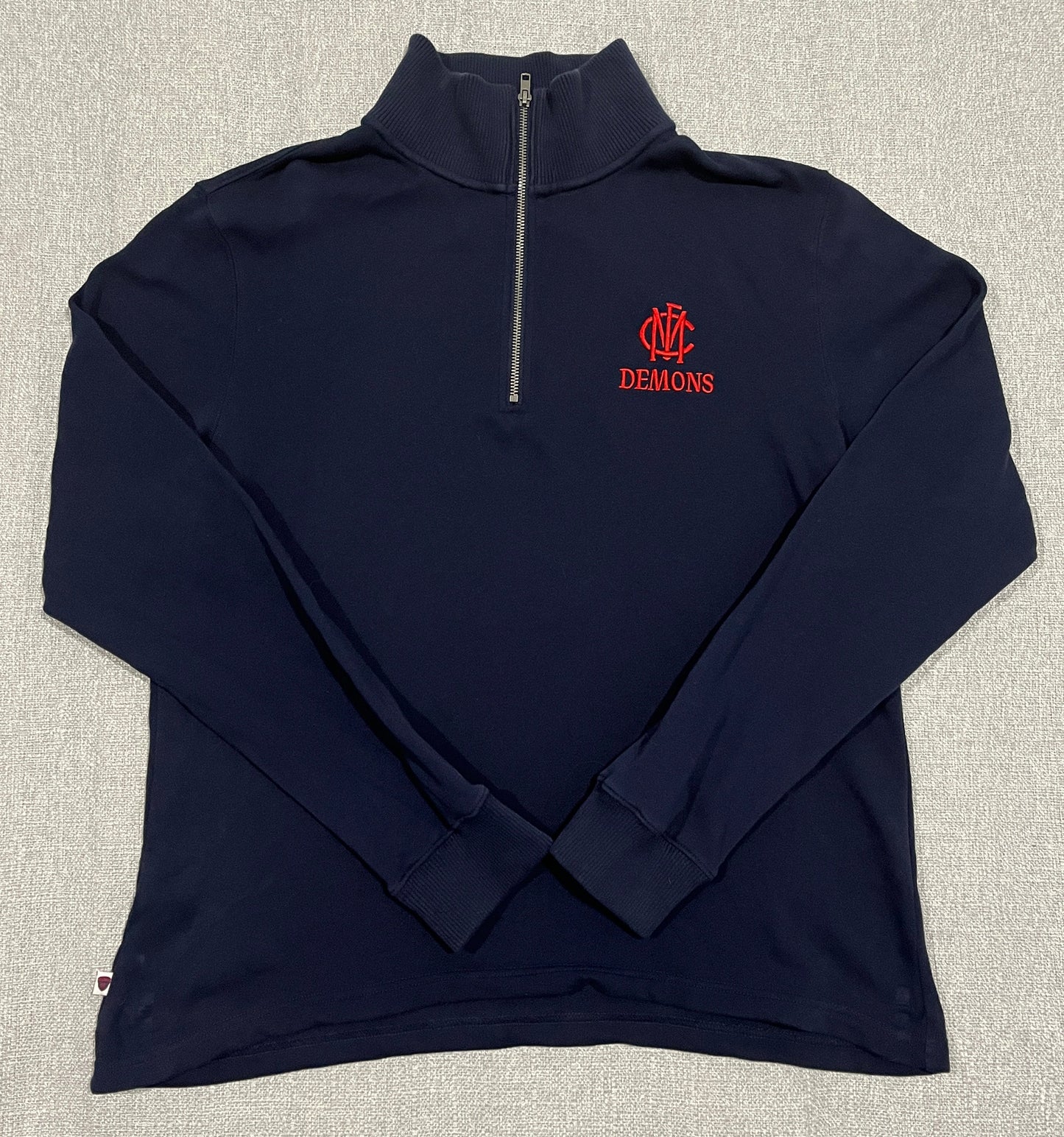 Melbourne Demons Men’s 1/4 Zip AFL Sweater size Large