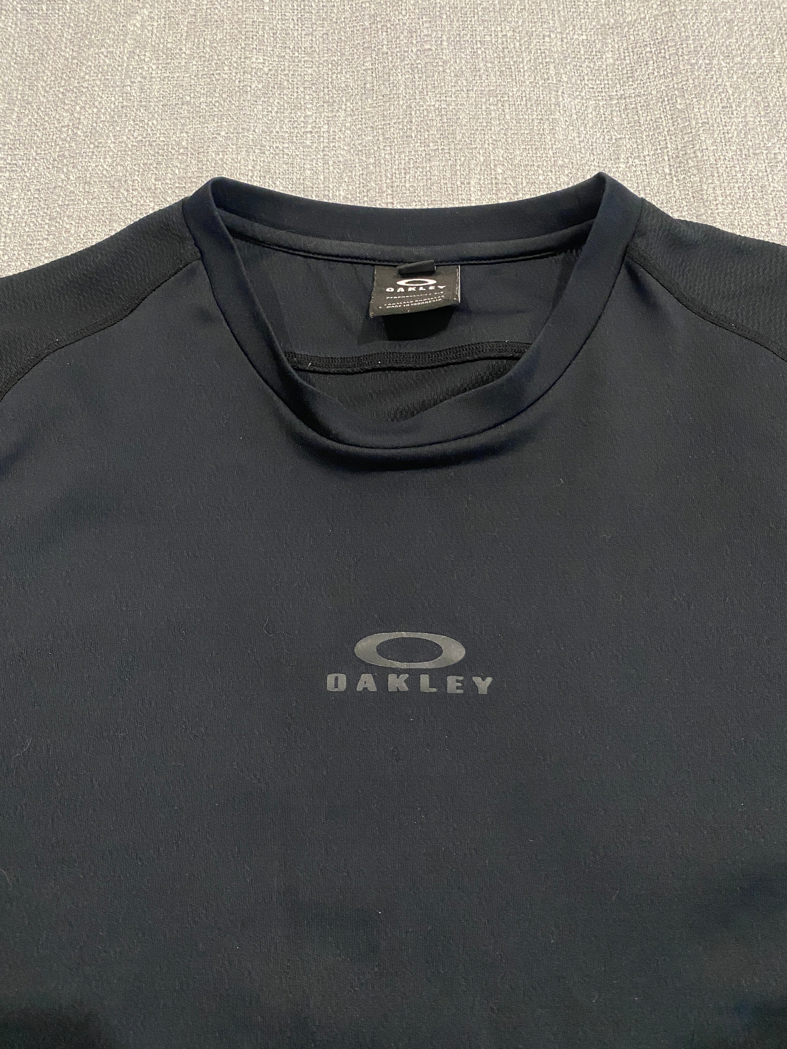 Oakley Performance Fit Black Tee