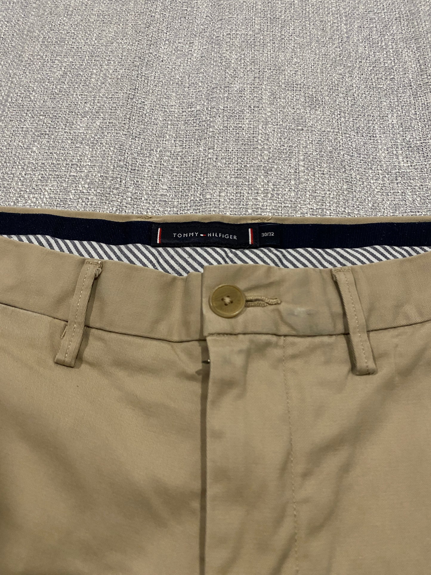 Tommy Hilfiger TH Flex Chino Pants Mens 30 Beige Slim Fit Casual