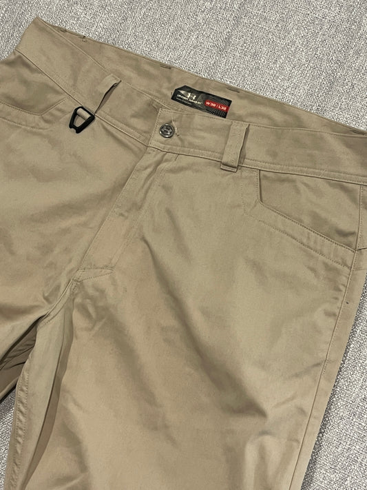 Under Armour Khaki Cargo Pants Men’s 38 Outdoor Hiking Work