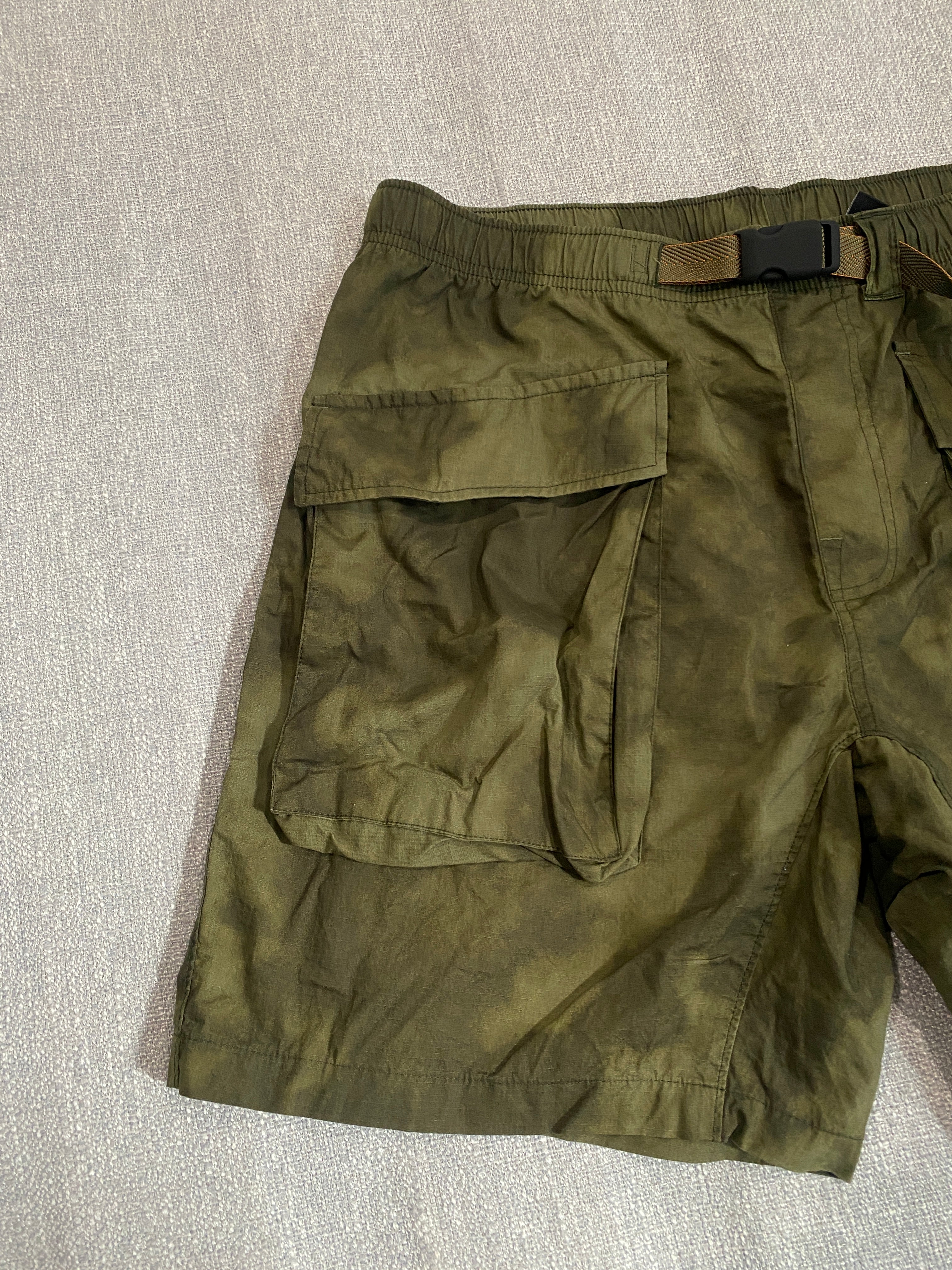 Converse Men's Cargo Shorts in Olive Green
