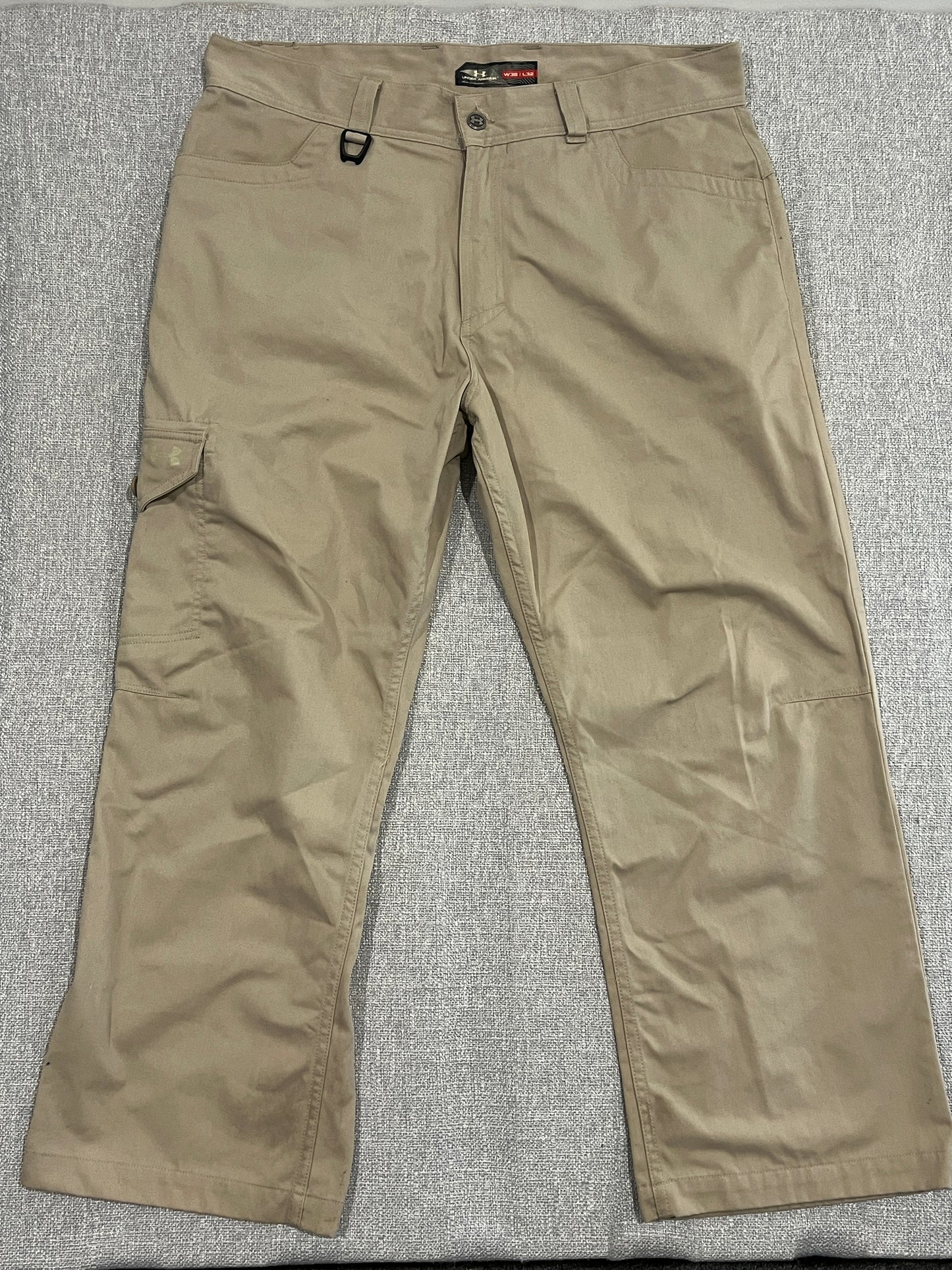 Under Armour Khaki Cargo Pants Men’s 38 Outdoor Hiking Work