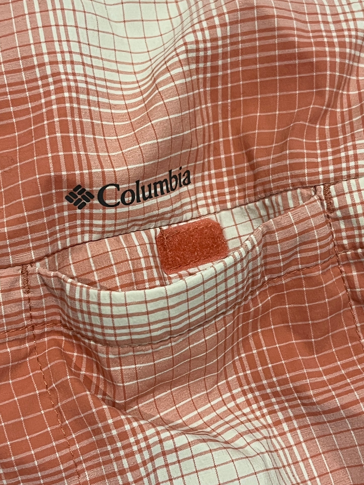 Columbia PFG Omni Shade Long Sleeve Fishing Shirt Pink Plaid Womens Medium