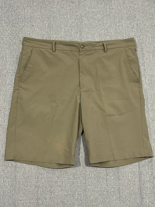 Greg Norman Men’s Golf Shorts Beige Size 38 Performance Stretch Casual