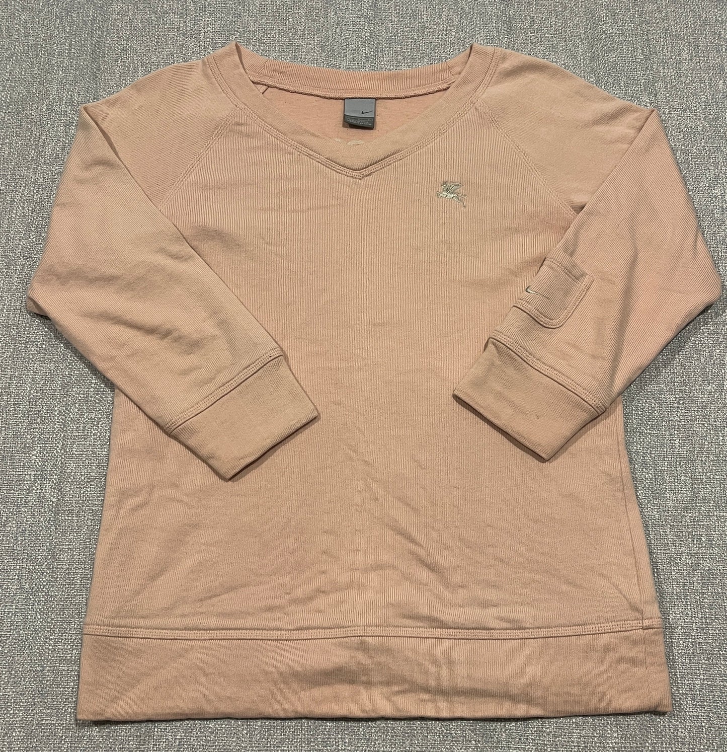 Nike Pegasus Women’s 3/4 Sleeve Sweatshirt – Large – Beige/Pink