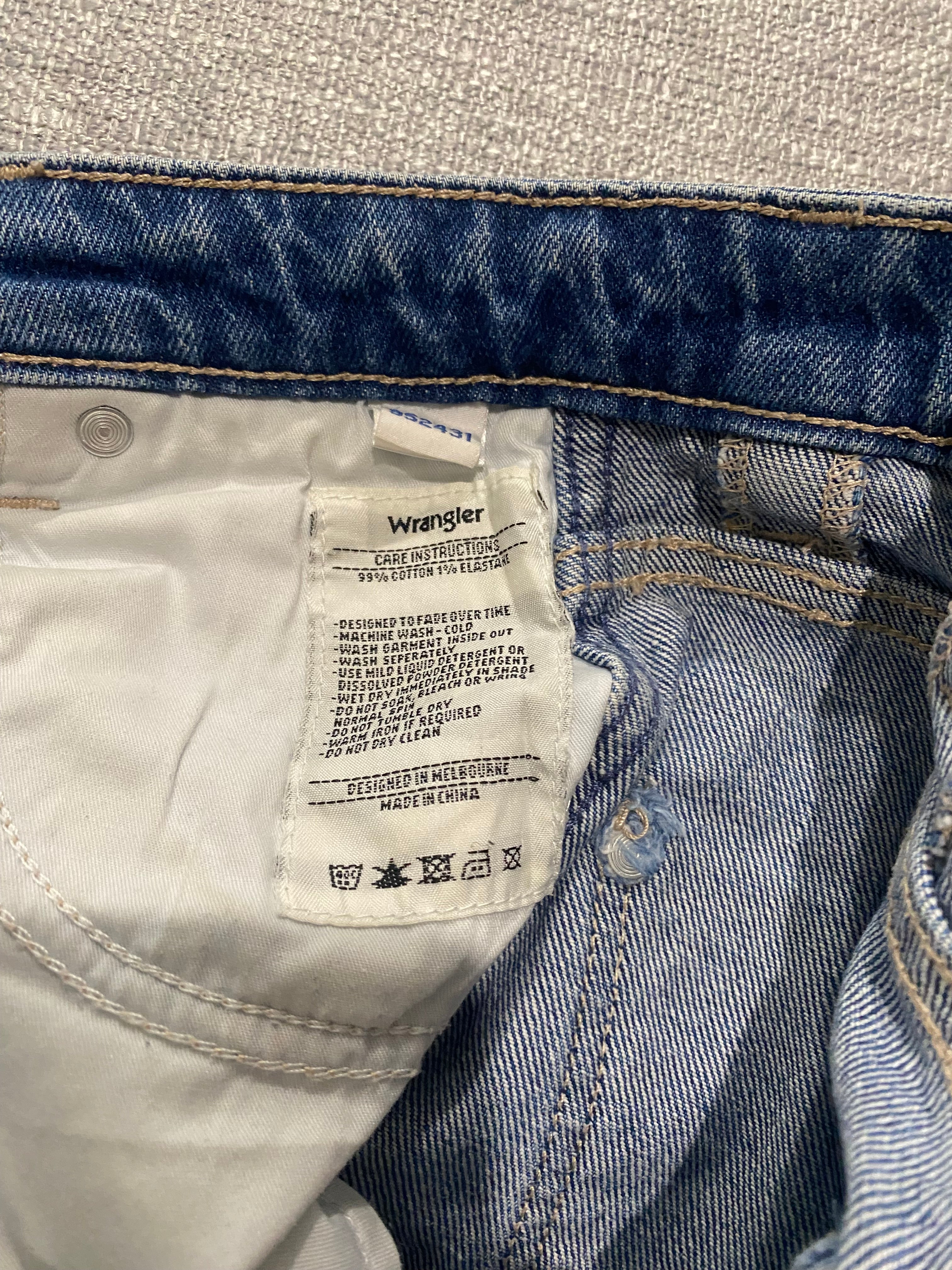 Wrangler Denim CutOff Shorts Claudia Hi Straight