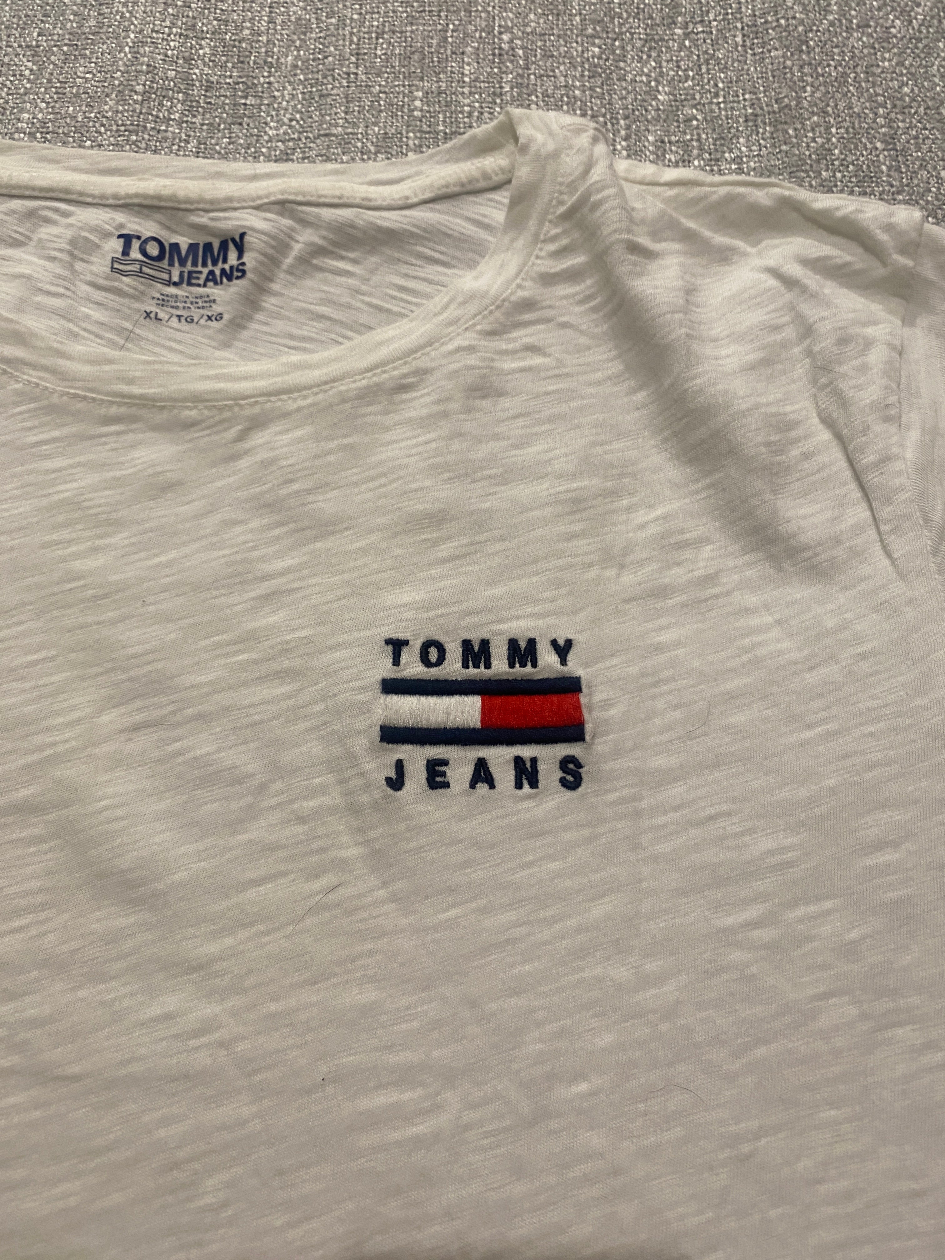 Tommy Jeans White Logo Tee