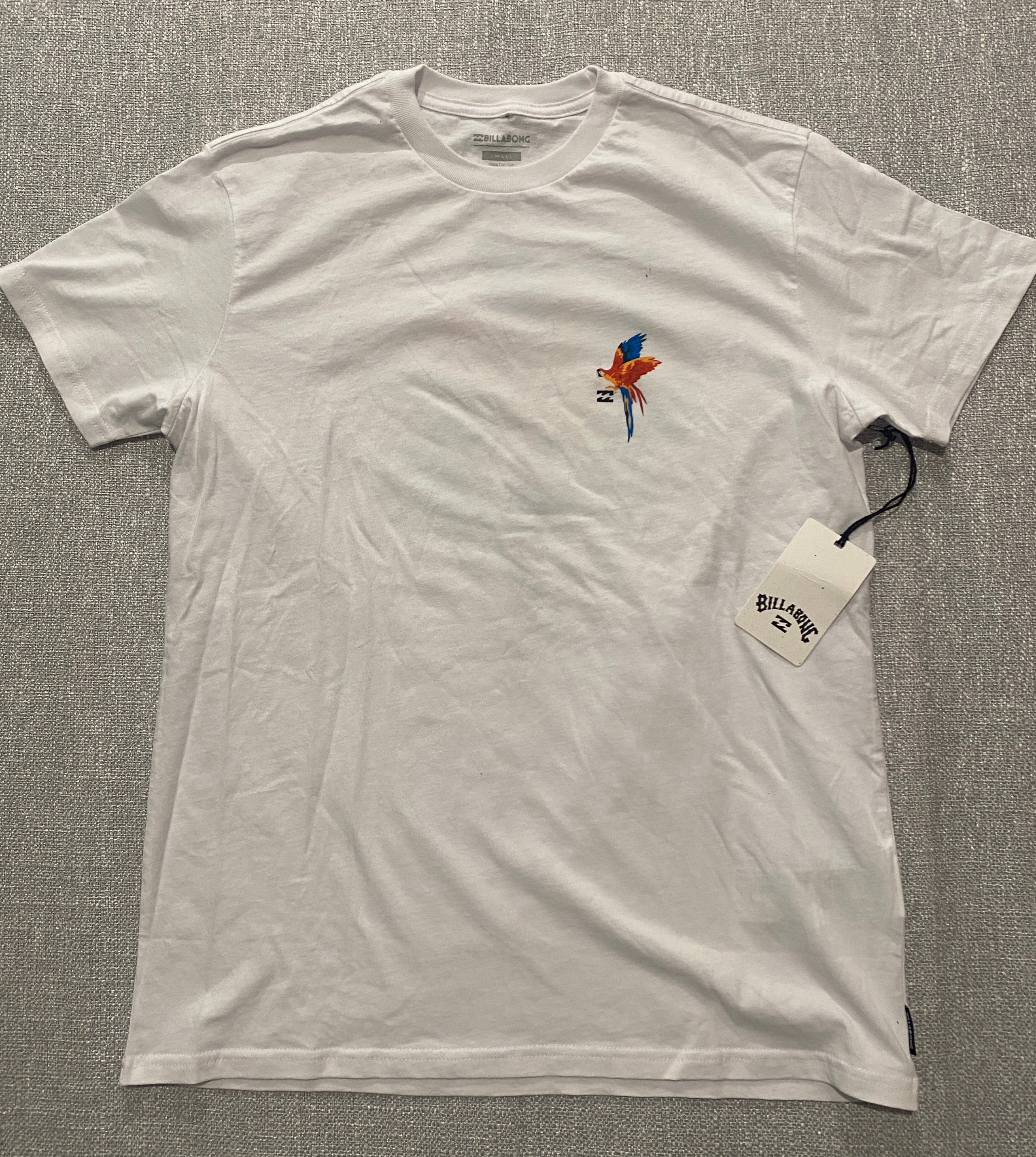 Billabong BNWT Parrot Australia Design White Tee