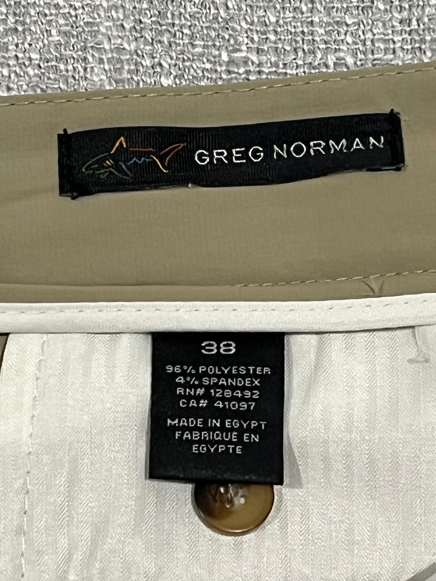 Greg Norman Men’s Golf Shorts Beige Size 38 Performance Stretch Casual