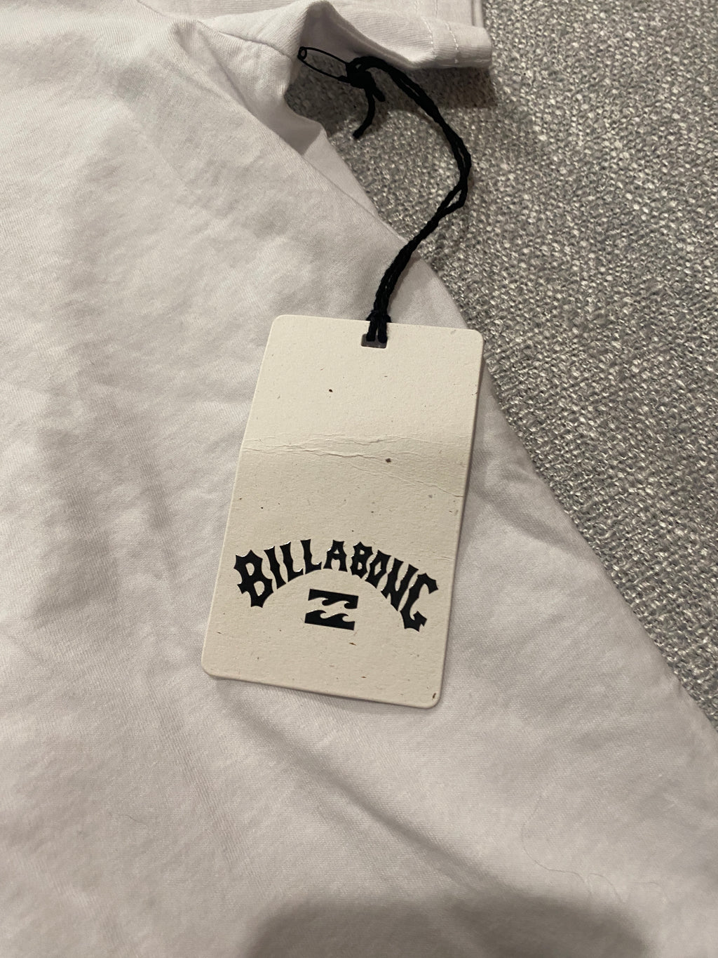 Billabong BNWT Parrot Australia Design White Tee