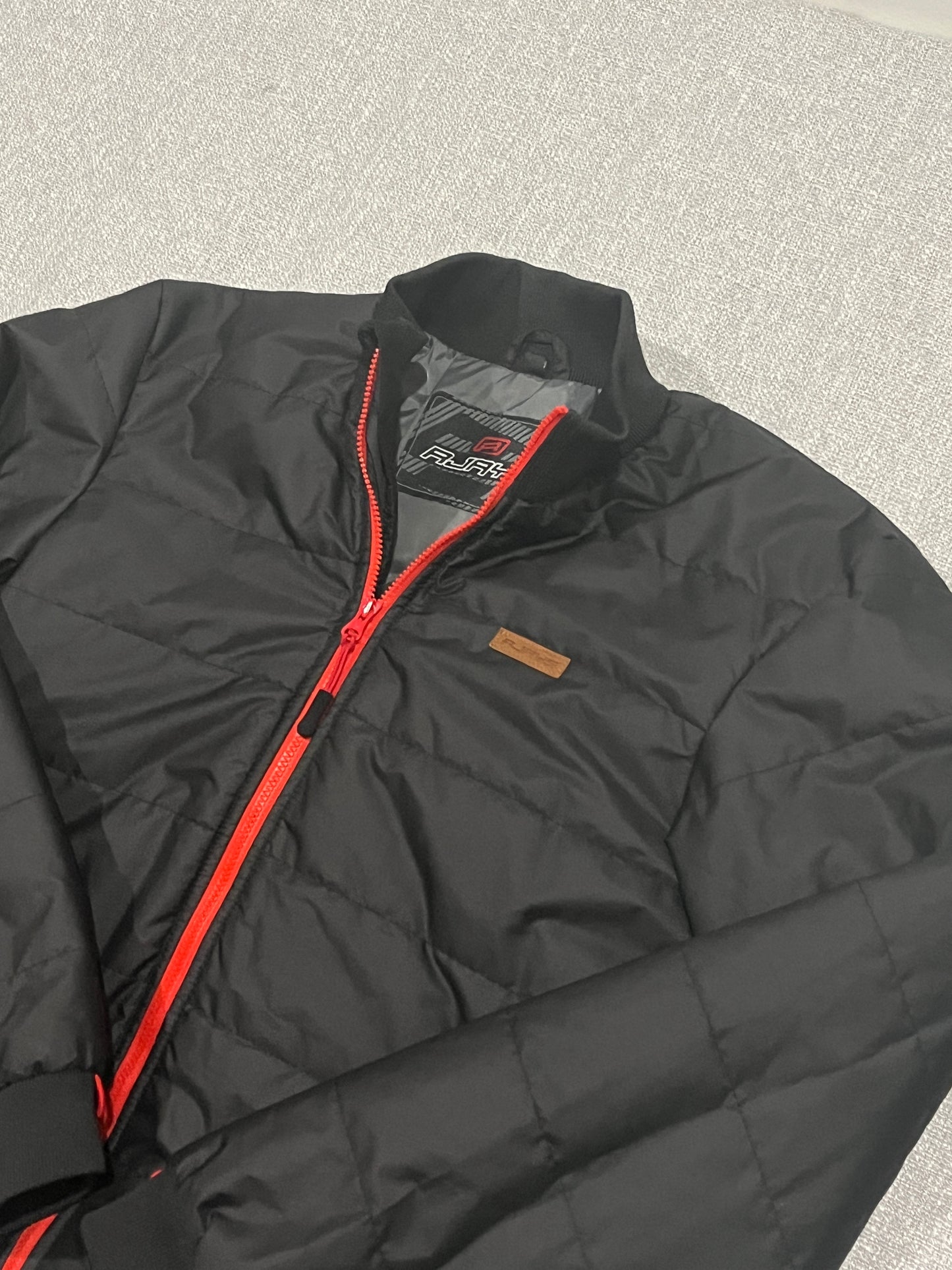 RJAYS Puffer Jacket Black Red Womens Size 10
