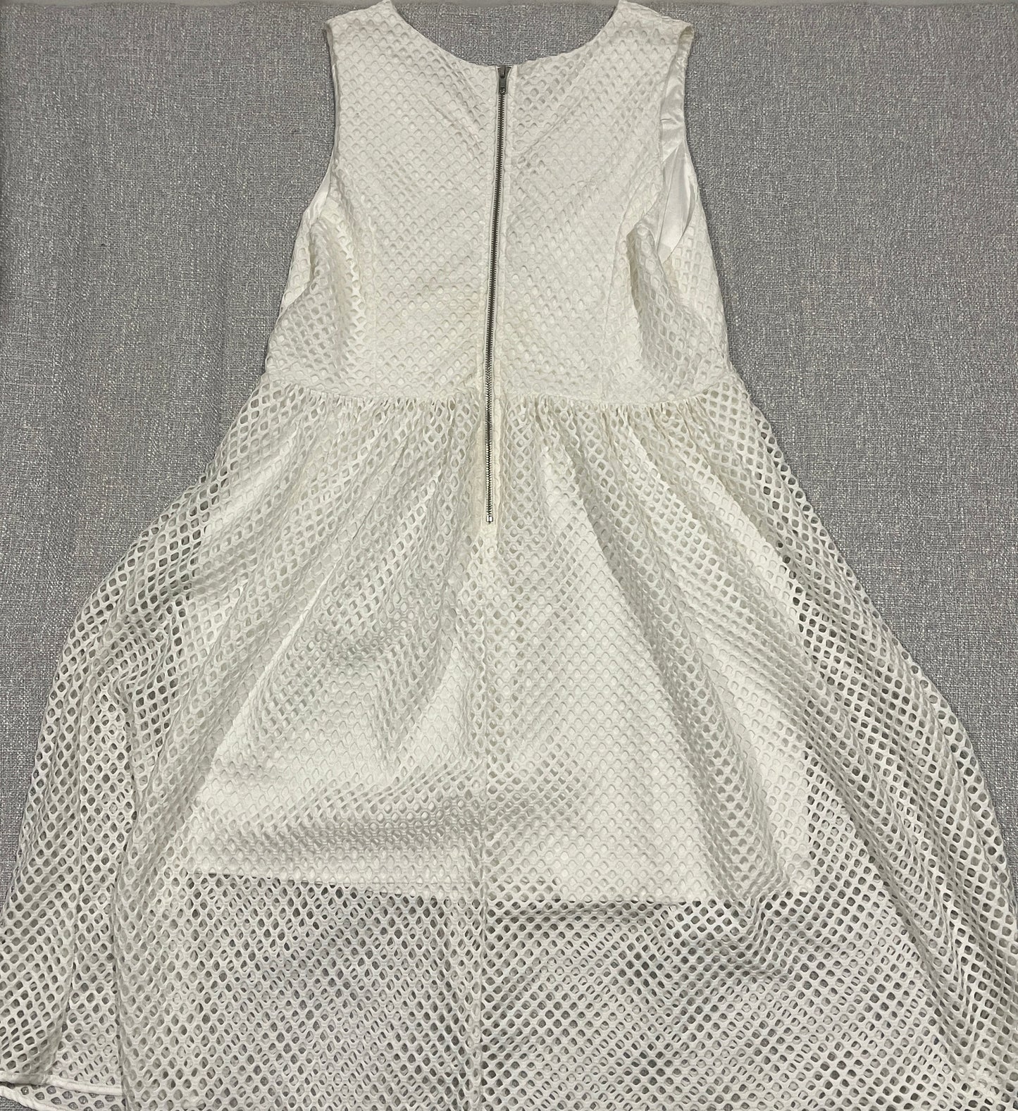 White Closet Sleeveless textured white mesh dress size 18