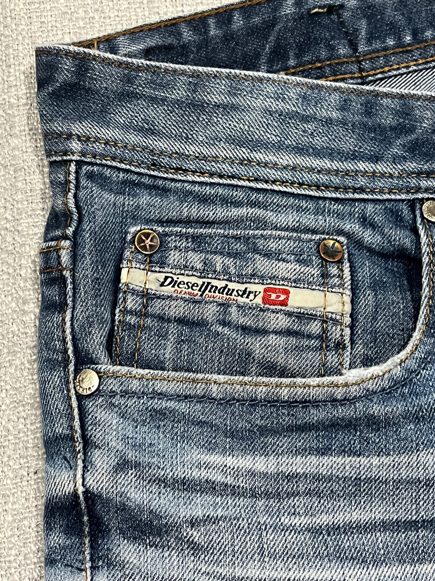 Diesel Thanaz Wash 008TS Men’s Jeans