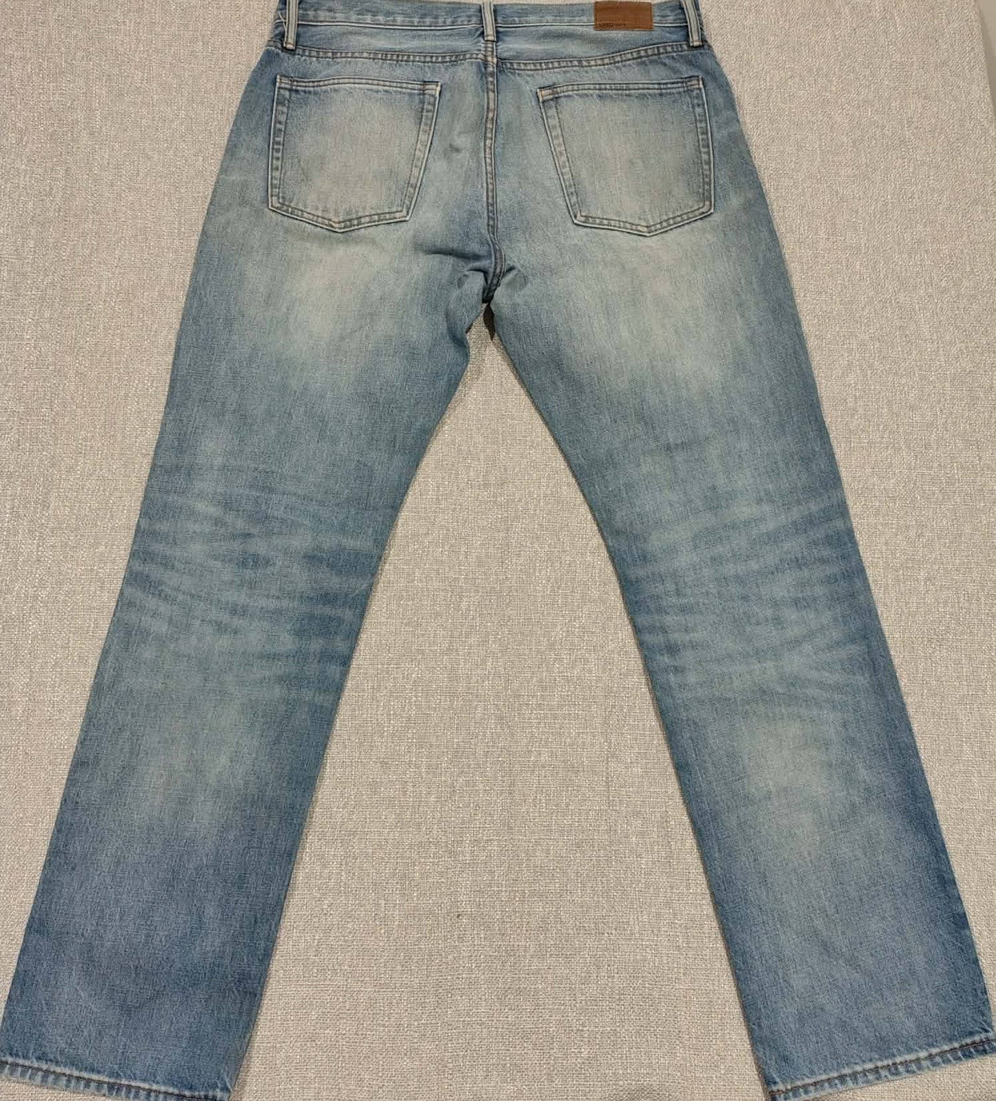 Gap 1969 Straight Jeans – Light Blue (33x32)