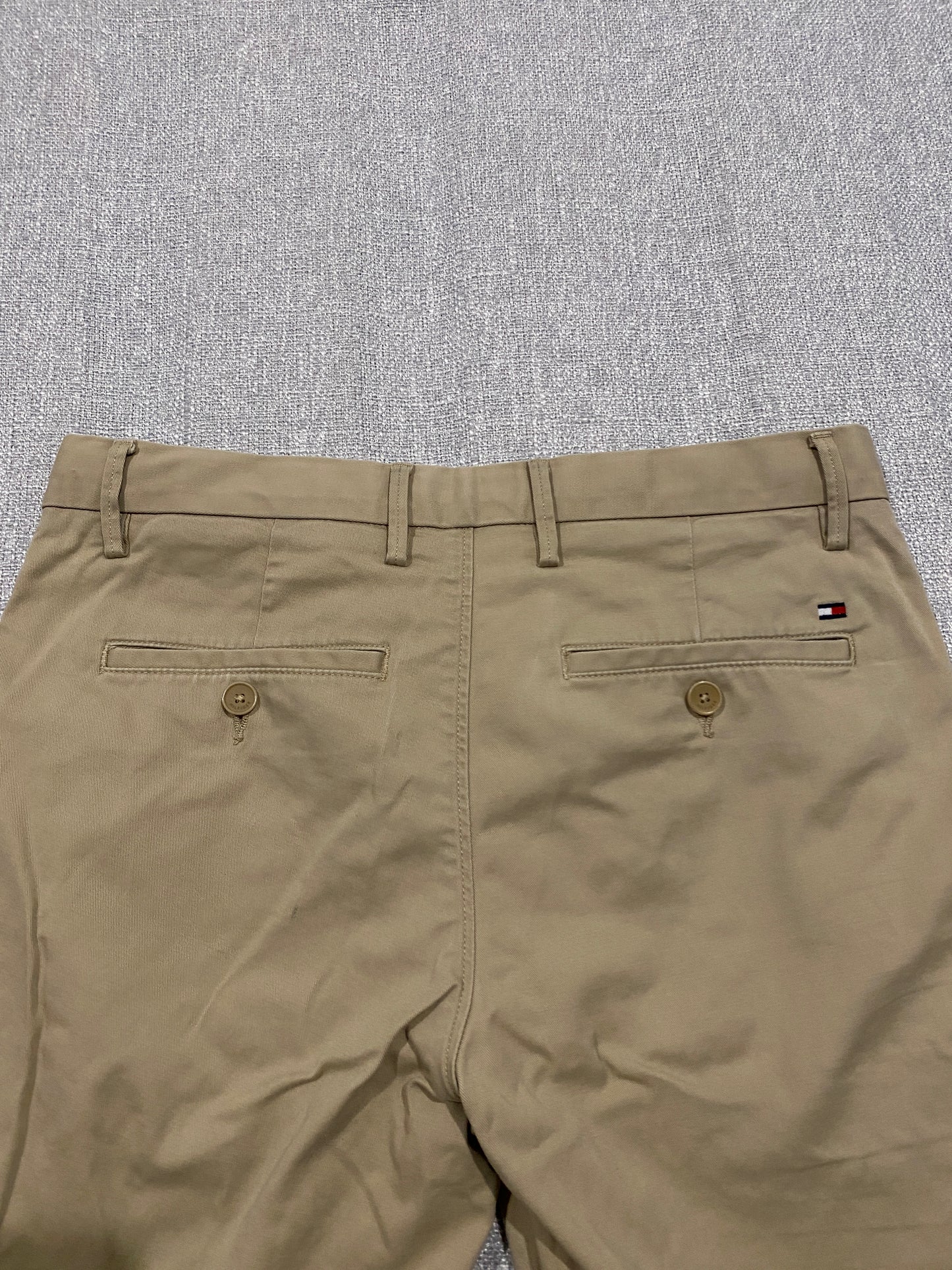 Tommy Hilfiger TH Flex Chino Pants Mens 30 Beige Slim Fit Casual