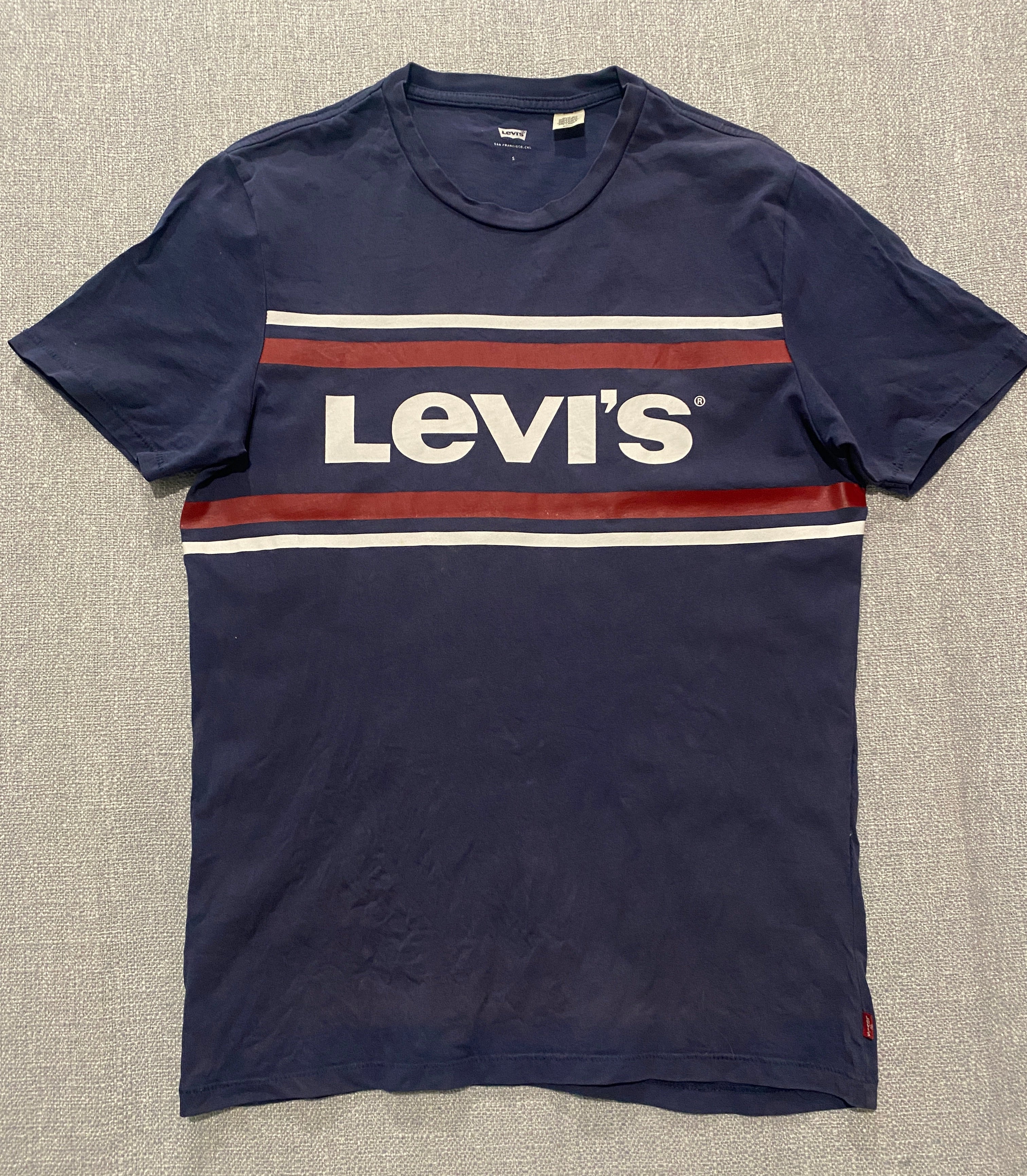 Levi’s Navy Blue Logo Tee