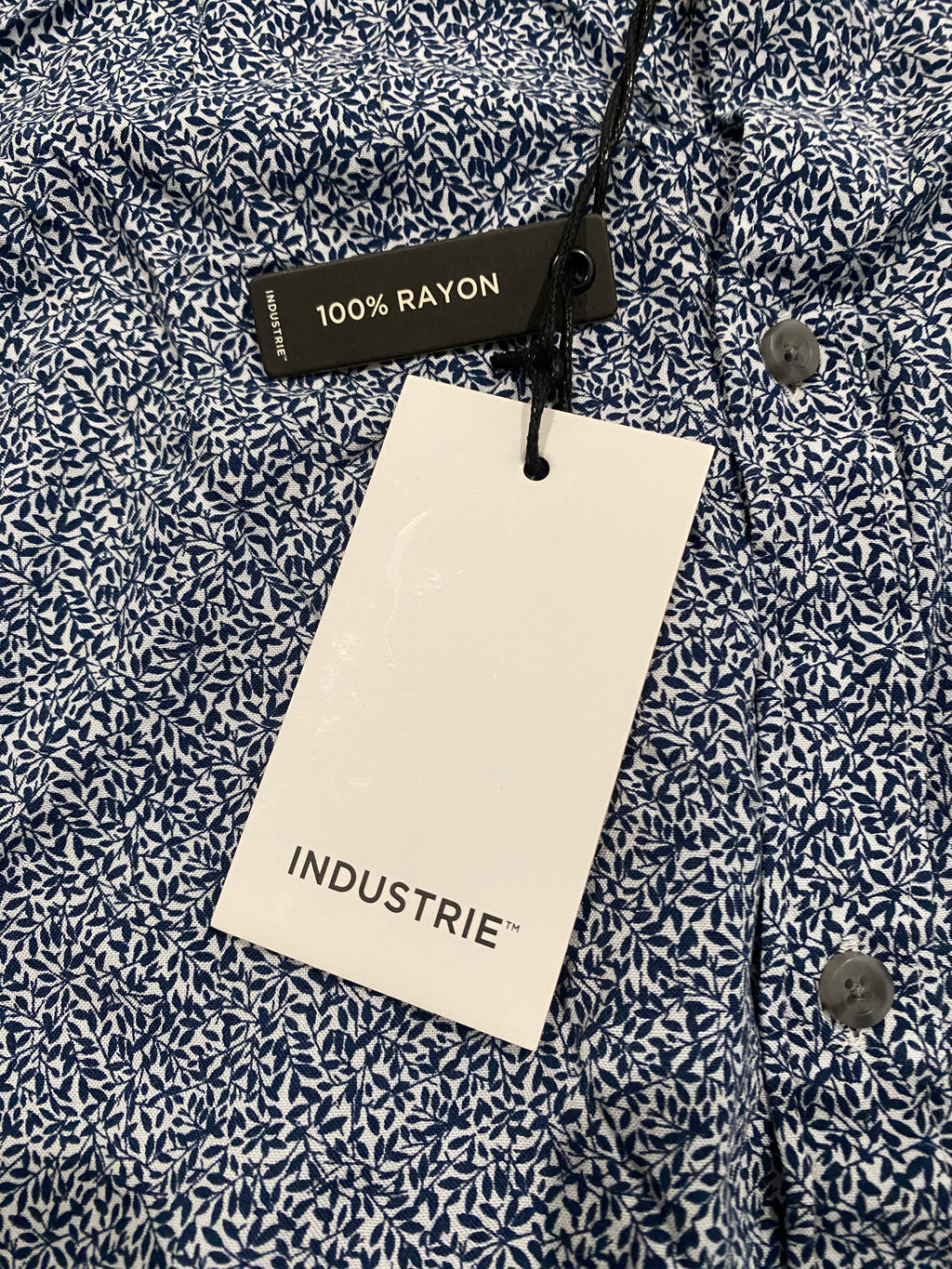 Industries Classic Fit S/S Shirt BNWT