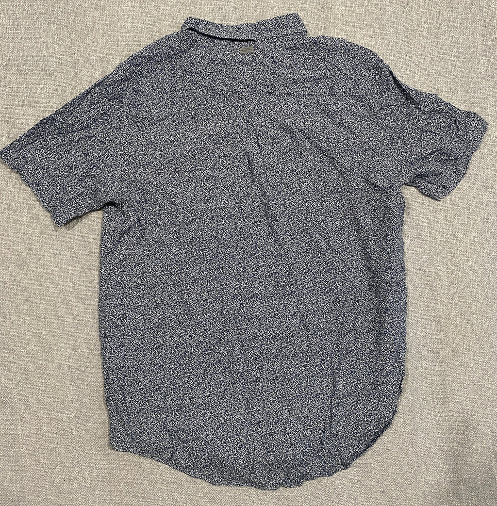 Industries Classic Fit S/S Shirt BNWT