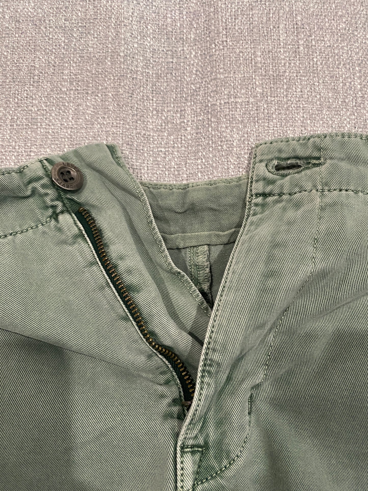 Y2K Levi’s Minimal Streetwear Pants 33 Inch