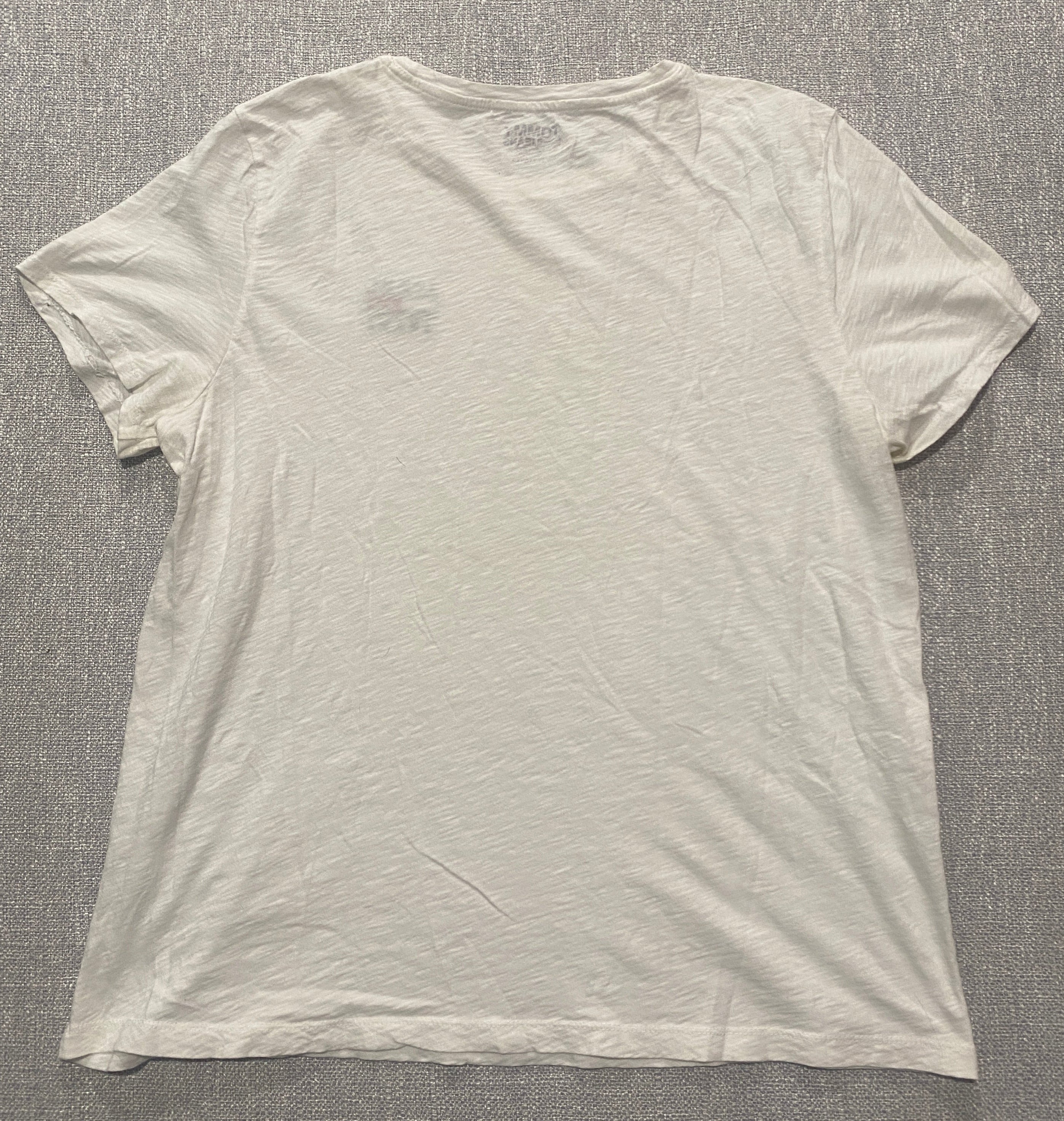 Tommy Jeans White Logo Tee