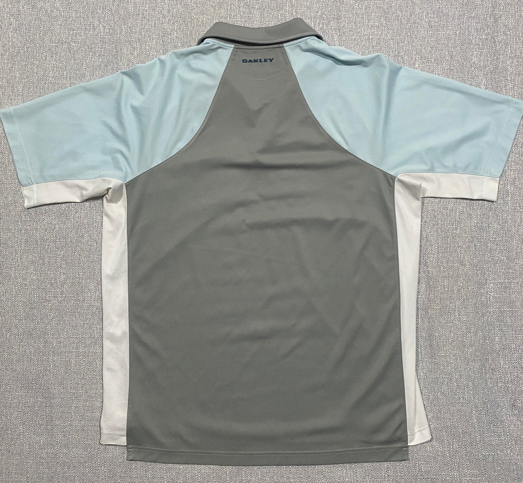 Oakley Men's Polo Shirt in Gray and Light Blue