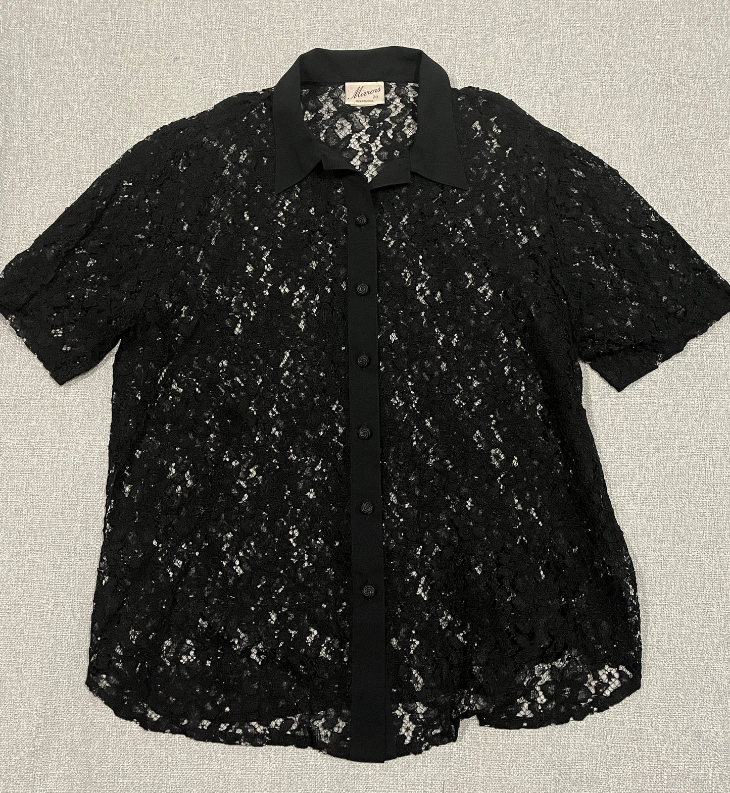 Mirrors Women’s black lace blouse size 20