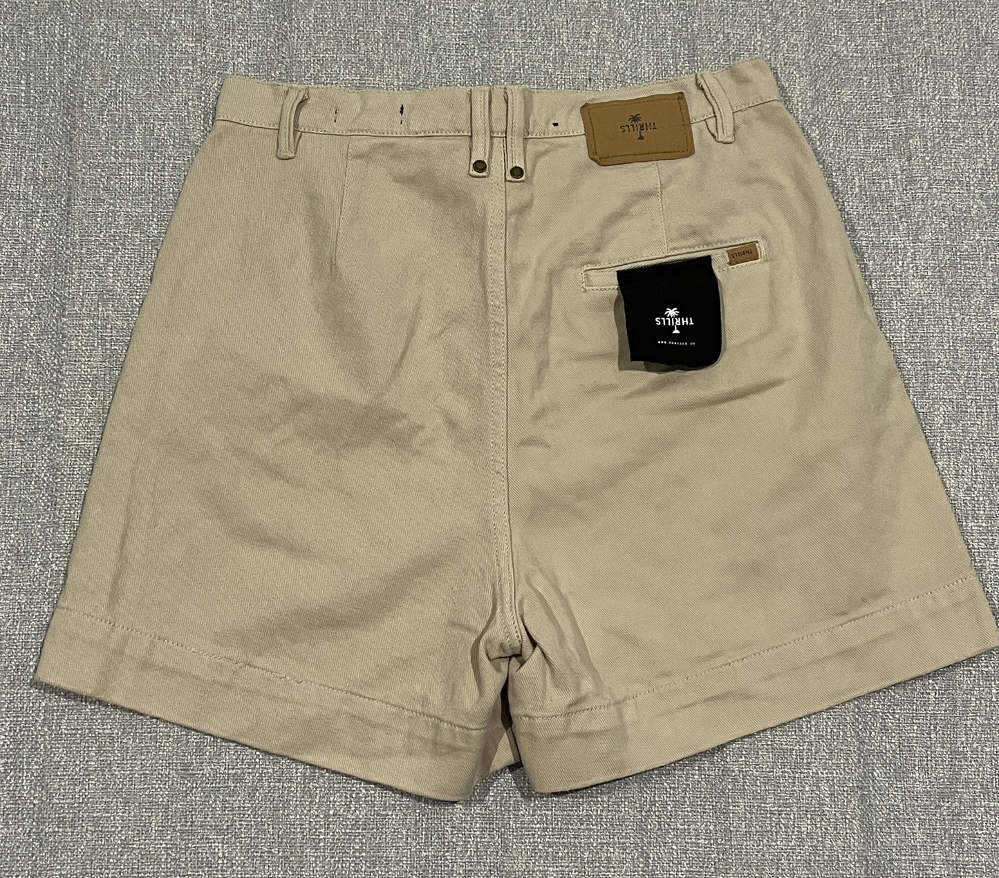 Thrills Men’s Tan Chino Shorts size 30