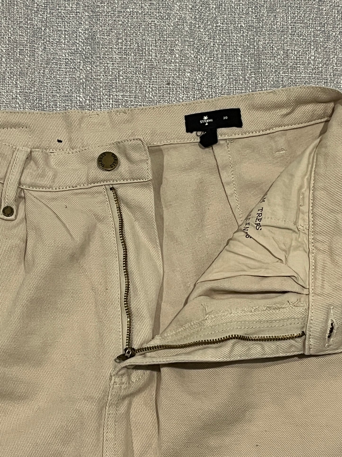 Thrills Men’s Tan Chino Shorts size 30
