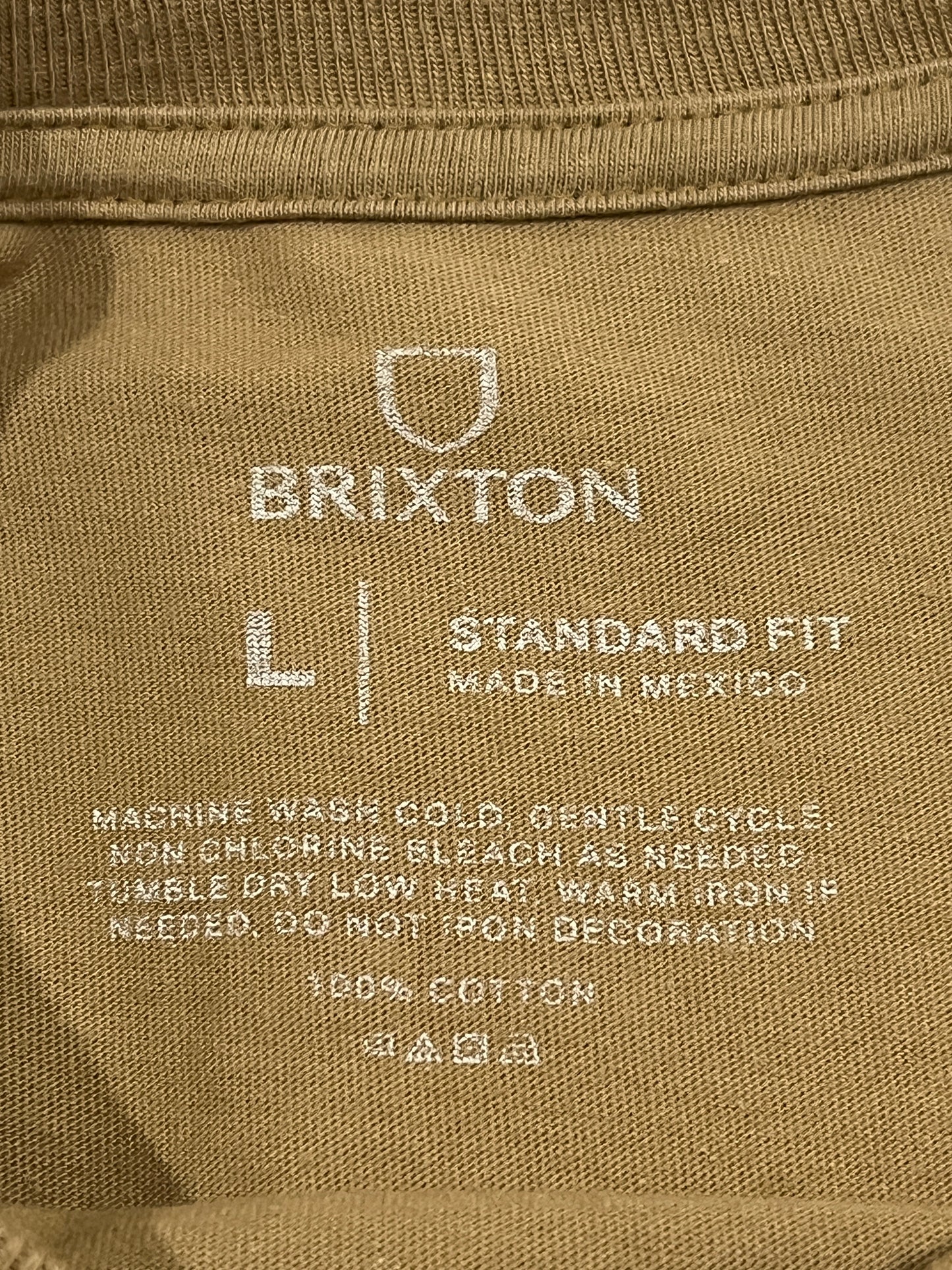 Brixton men’s Large tan tee with blue logo