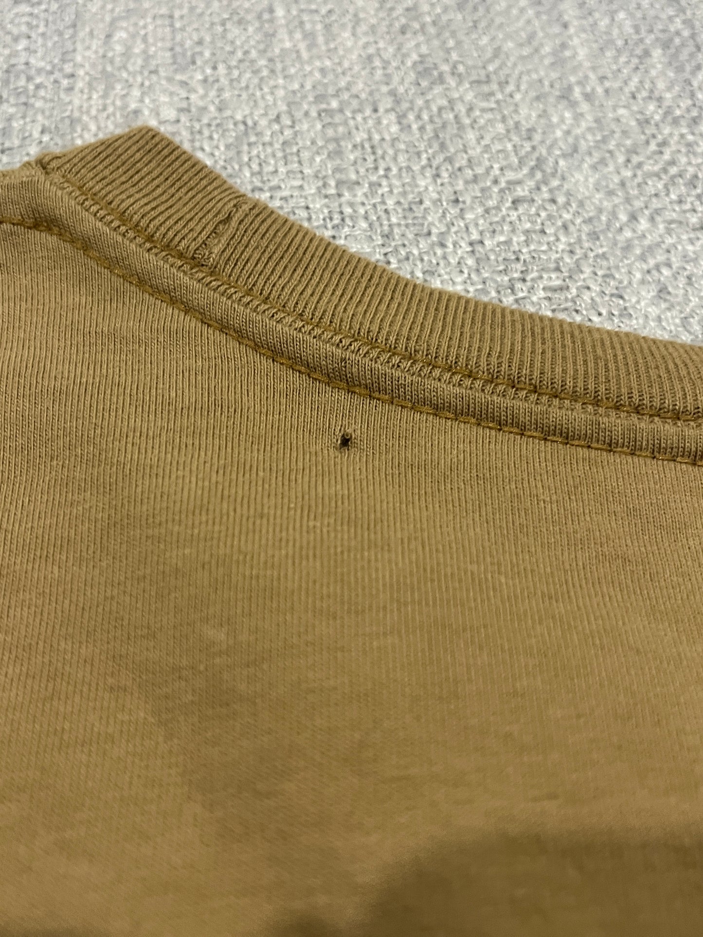 Brixton men’s Large tan tee with blue logo