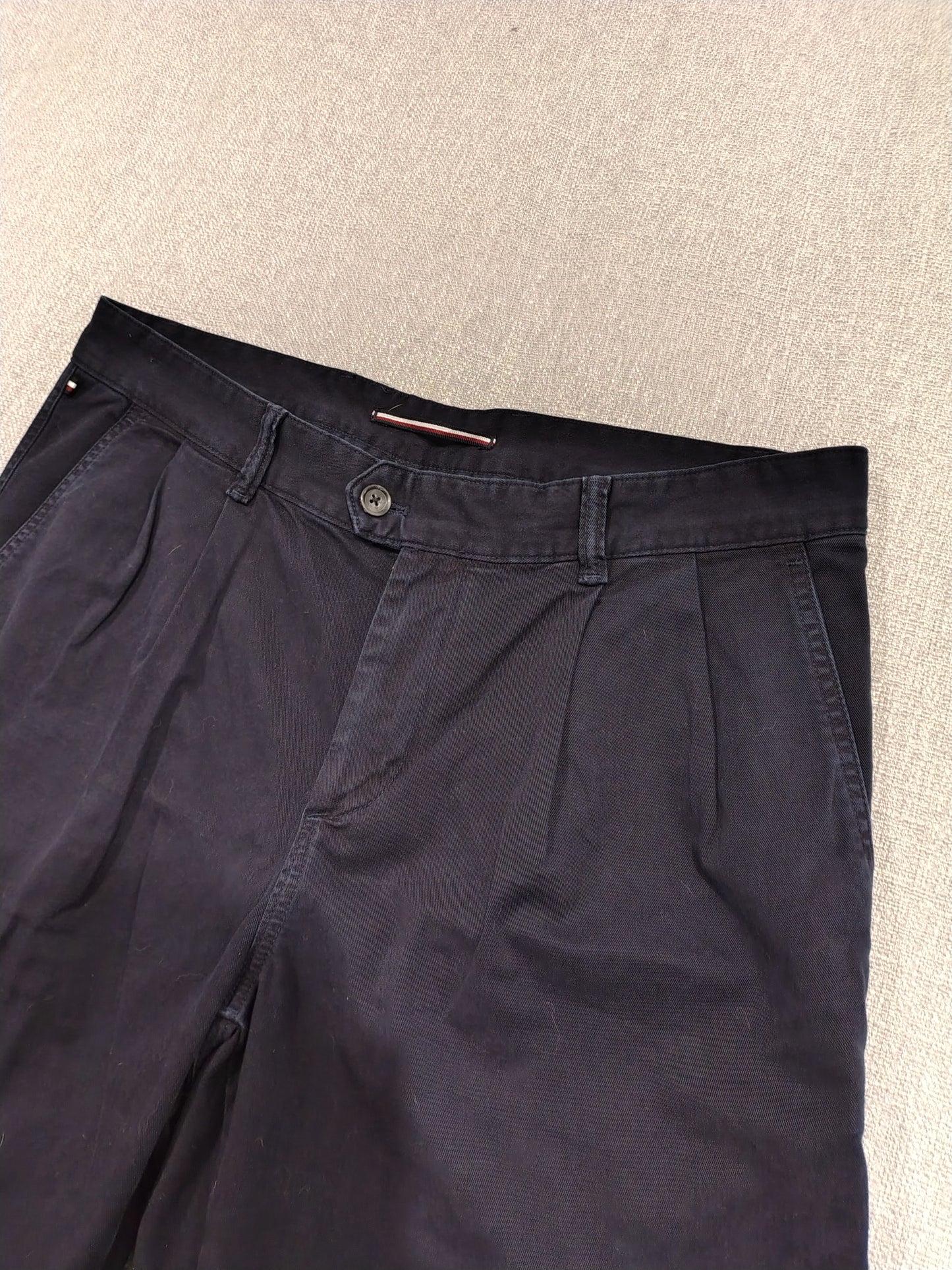 Tommy Hilfiger Chino Pants Mens 33x32 Navy Blue Straight Leg Casual